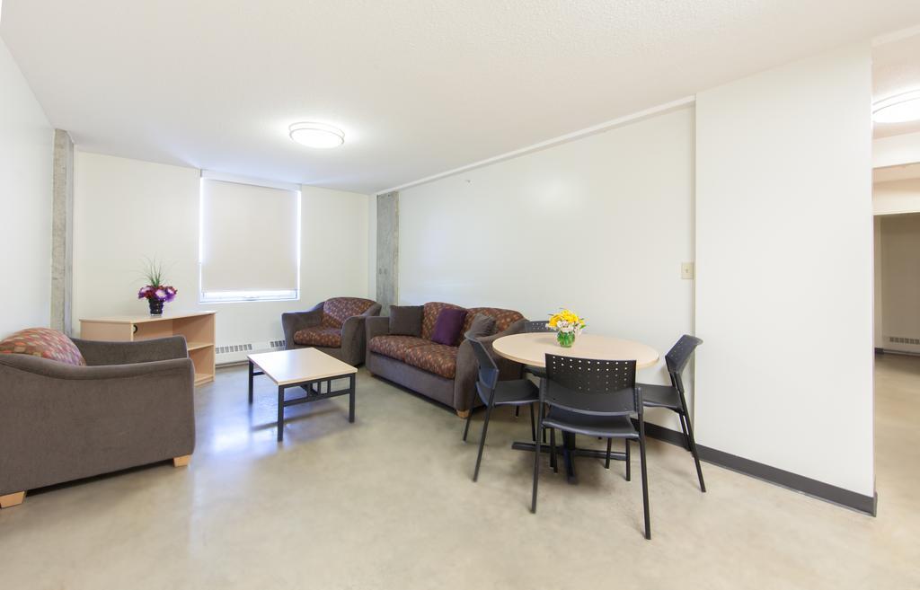 Hostel Macewan University