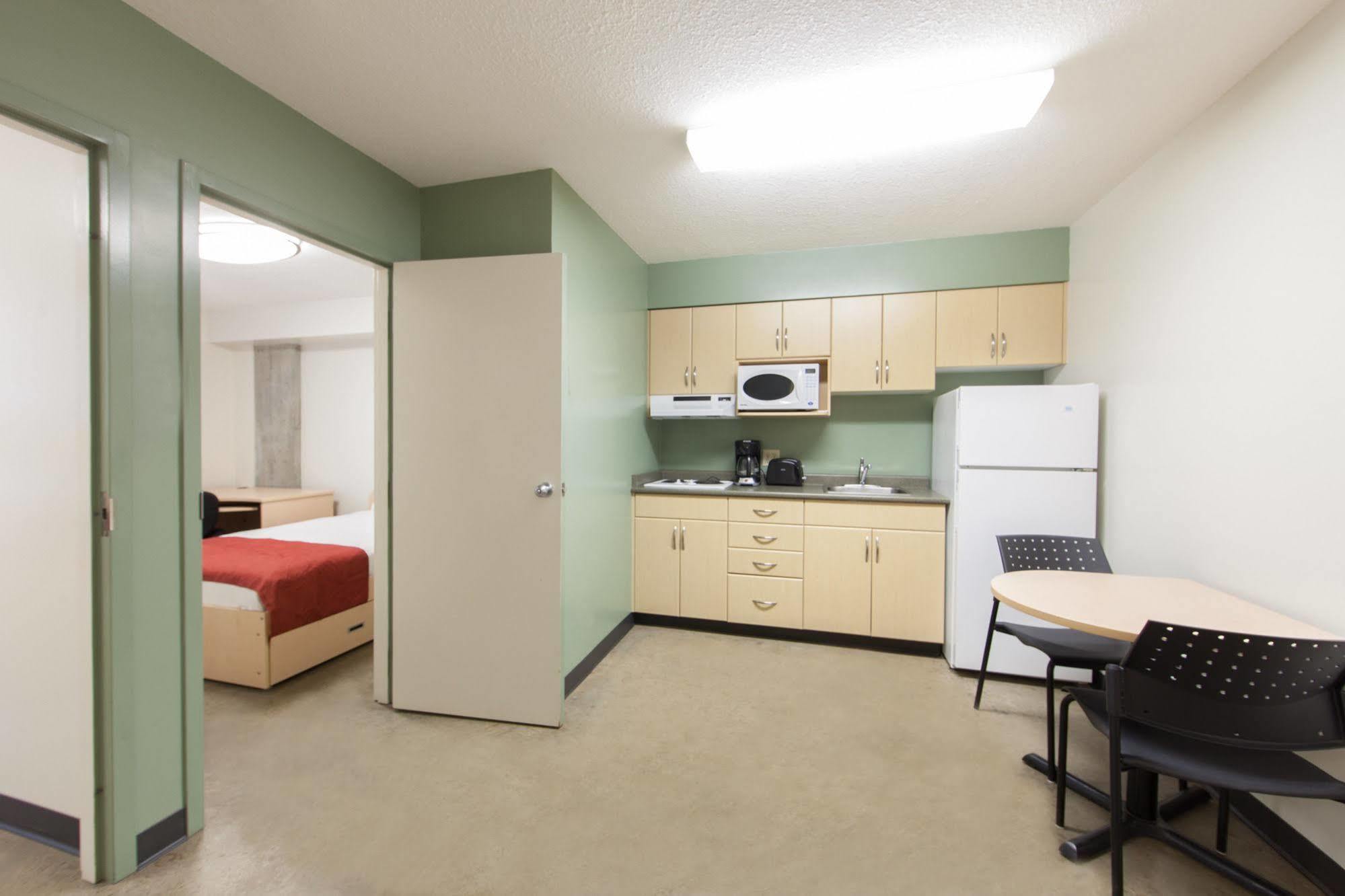 Hostel Macewan University Edmonton